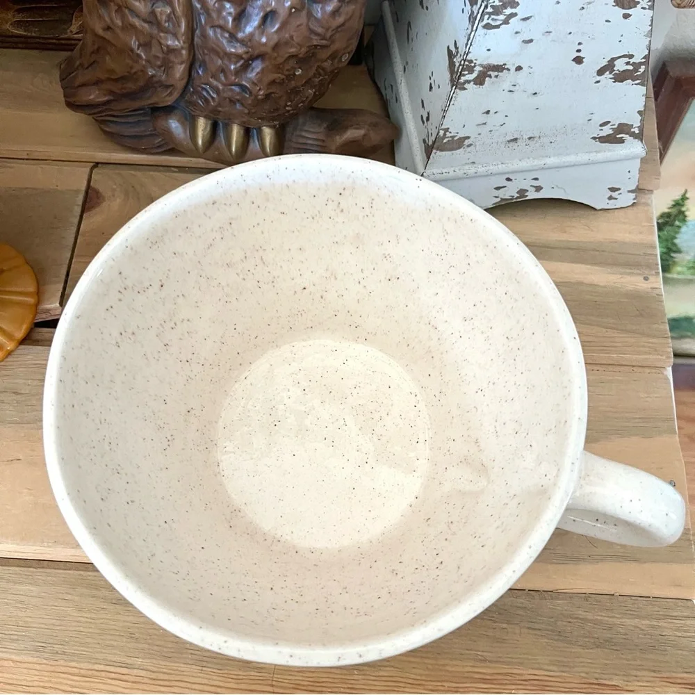 Vintage 1976 Holland Mold Ceramic Oversized Mug Popcorn Bowl Hand Painted Signed - Picture 6 of 8